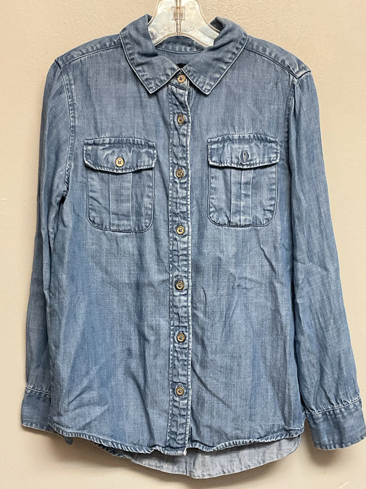 Gap Size 6 Blue Chambray Girls Blouses & Button Downs