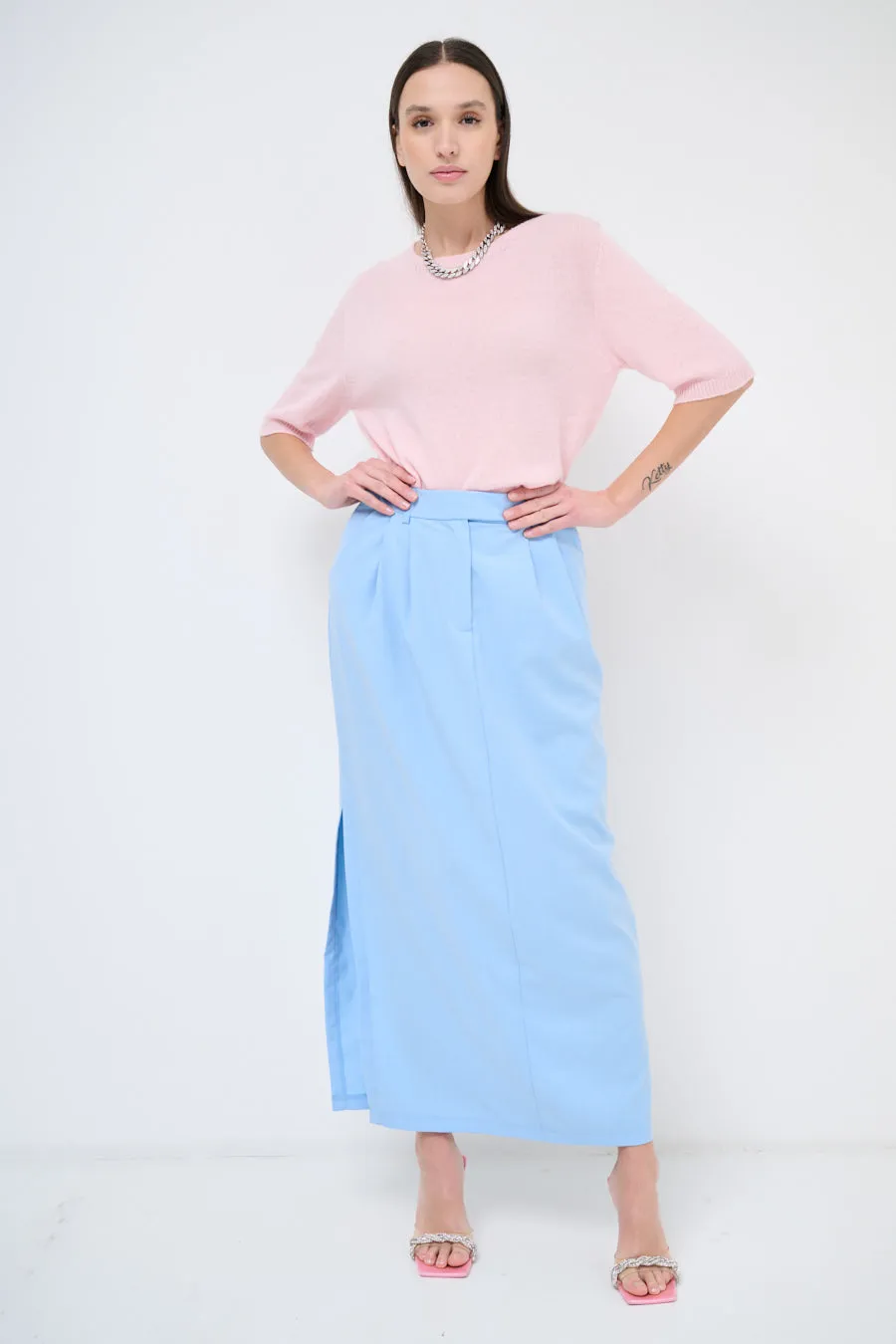 High-waisted pencil skirt with side slit wholesale